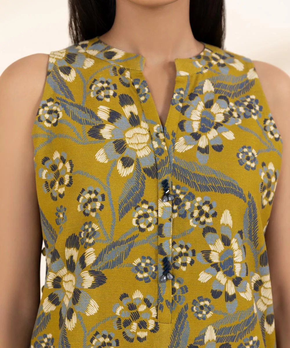 2 Piece Printed Khaddar Suit