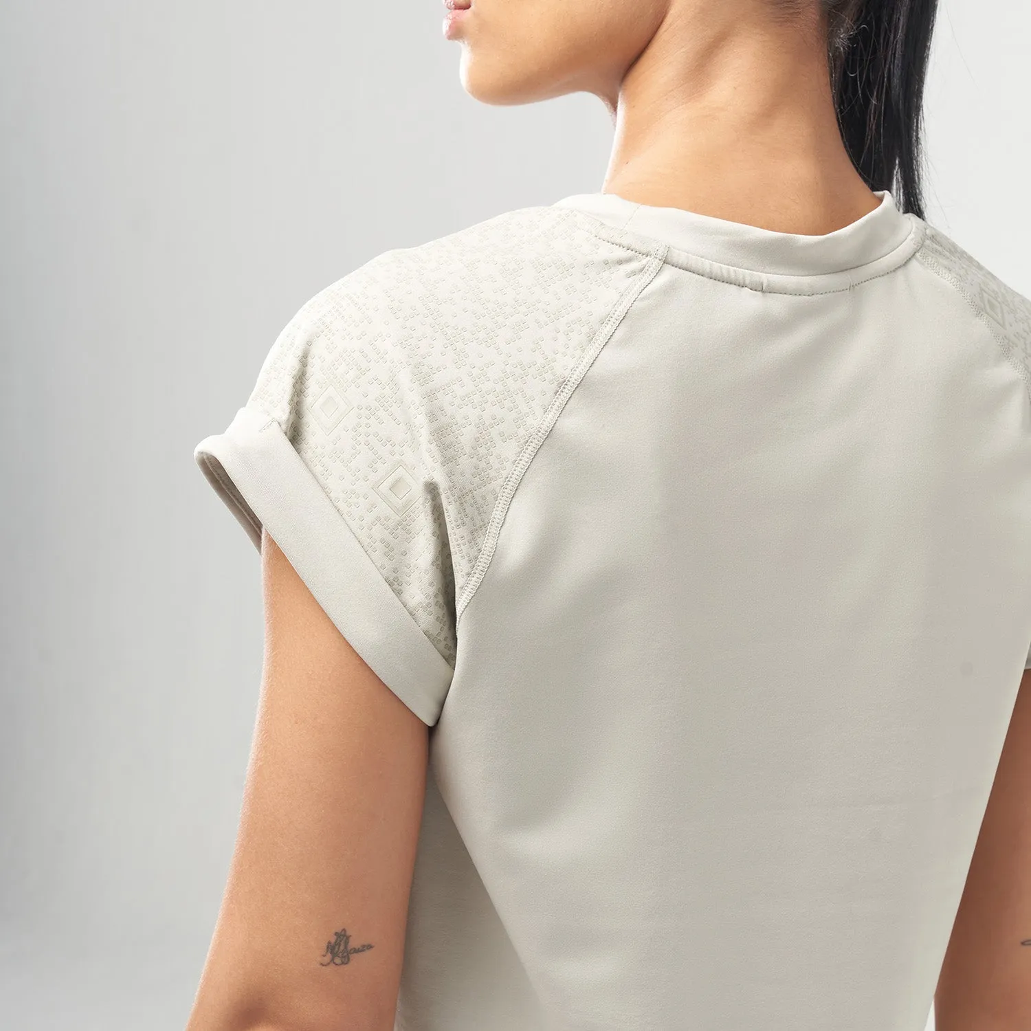 Code Boxy Tee AW22  - Willow Grey