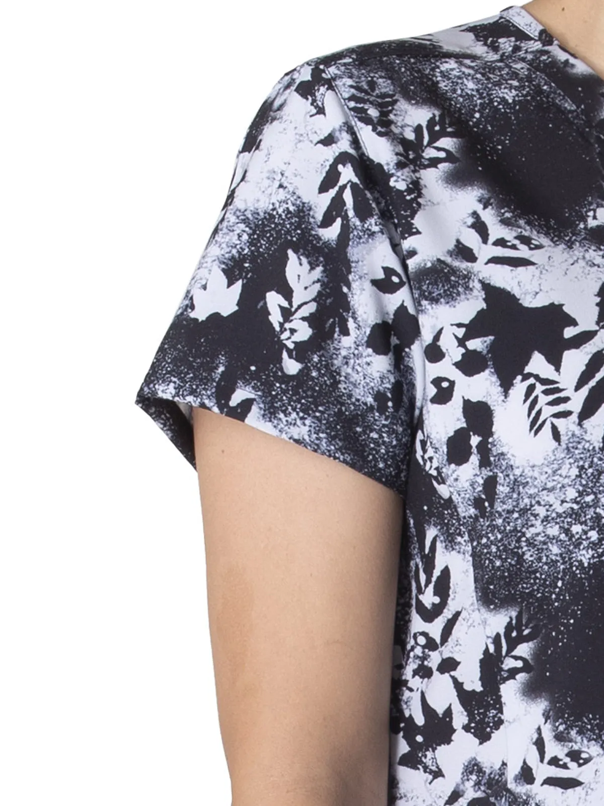 Cross-Flex - Women's Tuck-In Fern Stencil Print Scrub Top