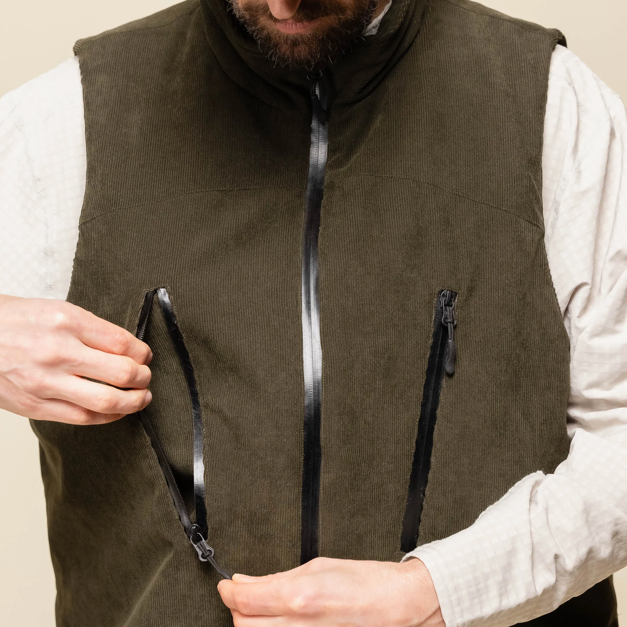 DEMARCOLAB - Active Cord Vest - Olive
