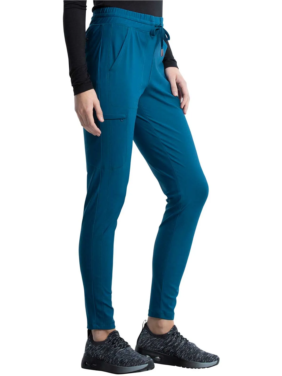 Form - Women's Mid Rise Tapered Leg Drawstring Pant