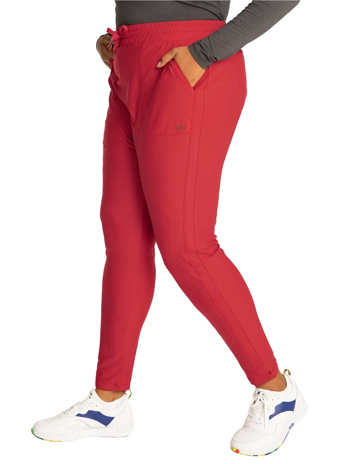 Form - Women's Mid Rise Tapered Leg Drawstring Pant