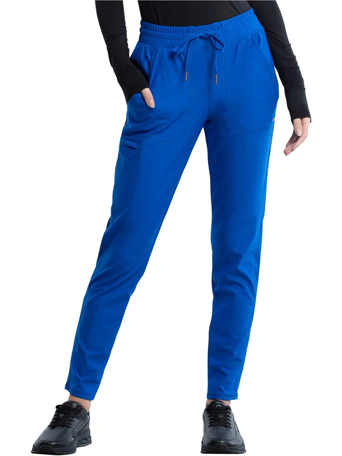 Form - Women's Mid Rise Tapered Leg Drawstring Pant