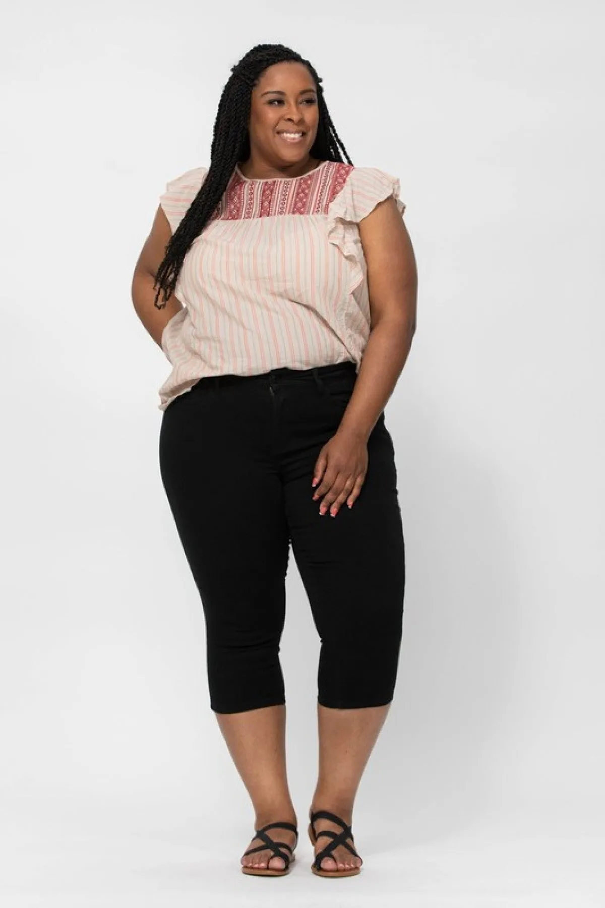 Judy Blue Mid Rise Black Skinny Denim Capri