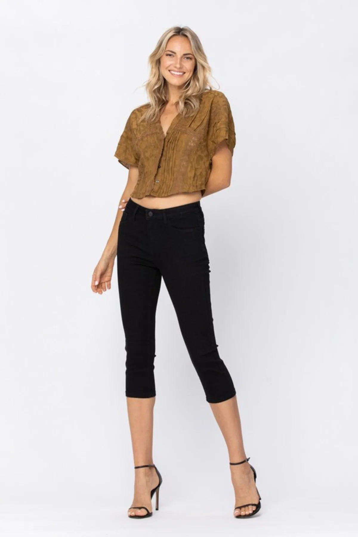 Judy Blue Mid Rise Black Skinny Denim Capri