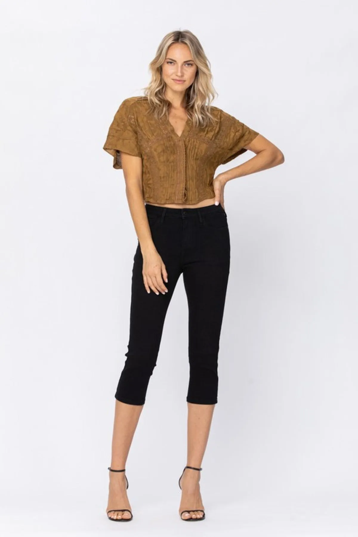 Judy Blue Mid Rise Black Skinny Denim Capri