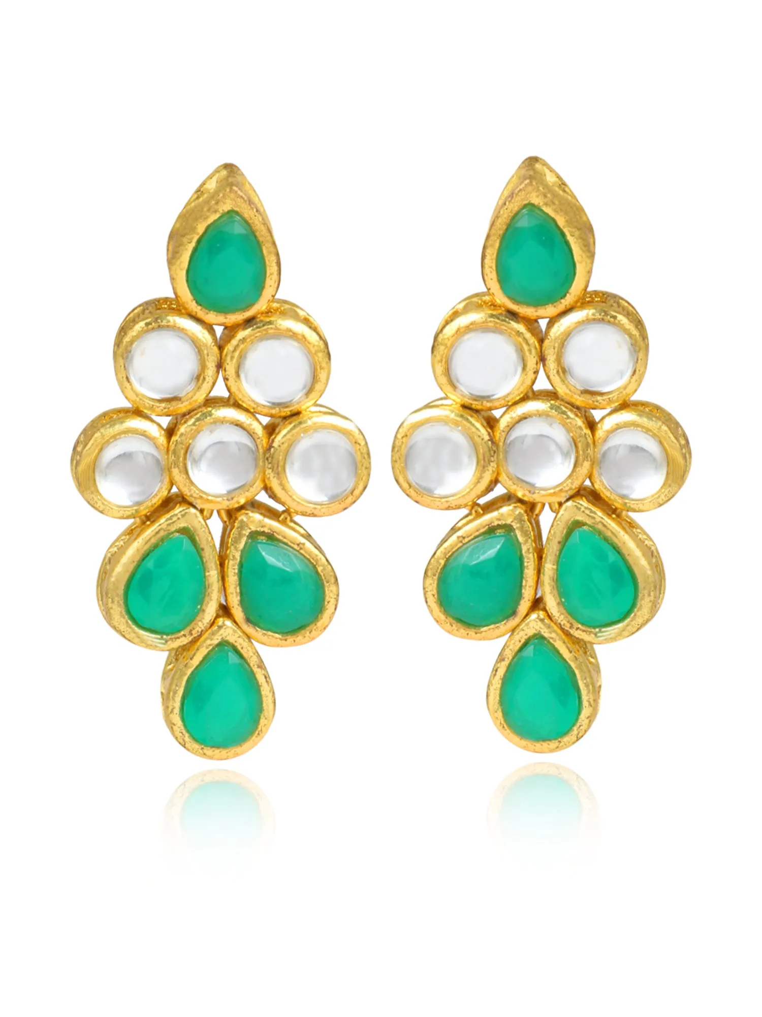 Karatcart 22K GoldPlated Green Drop Kundan Necklace Set for Women