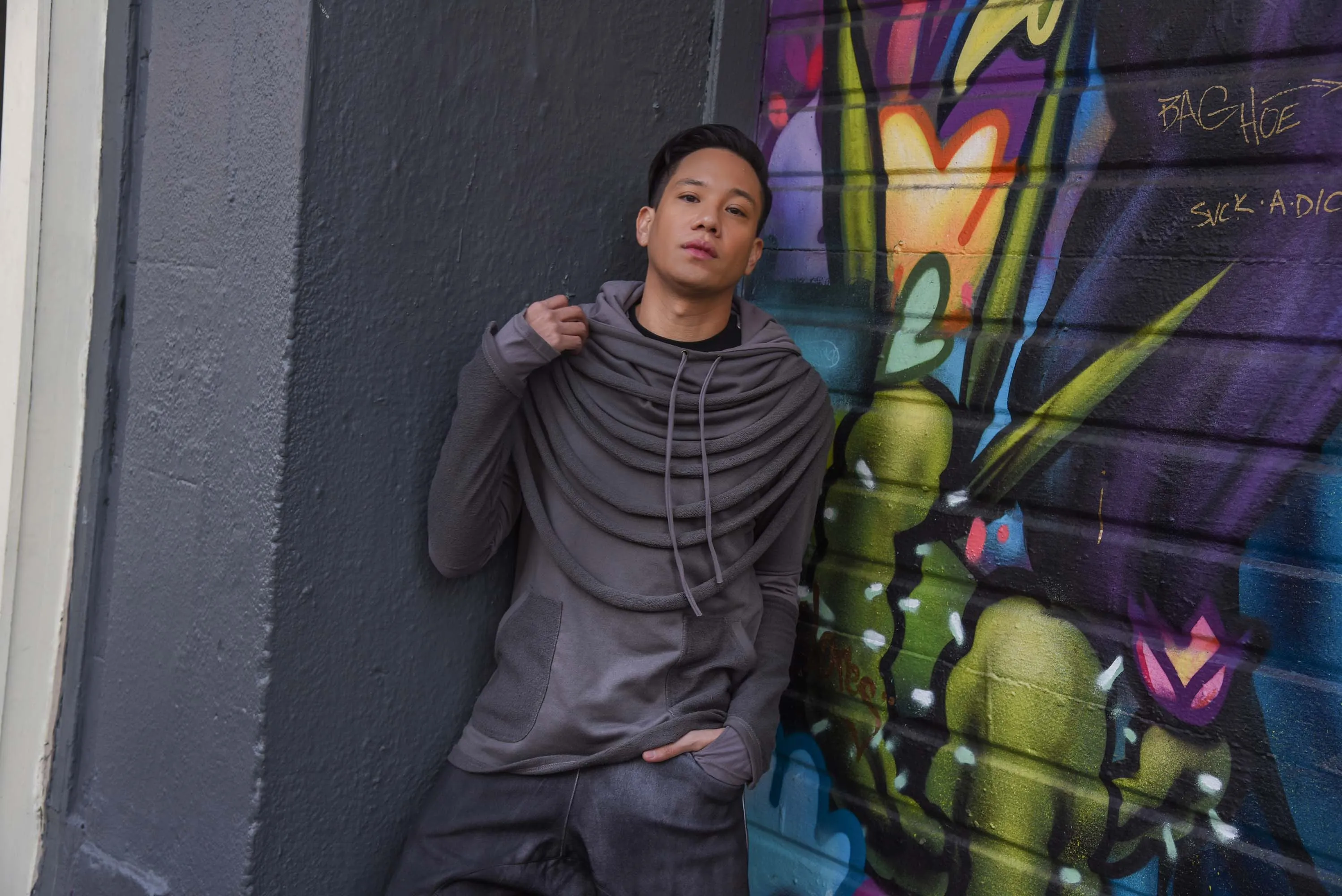 Men's Hooded String Pull Over
