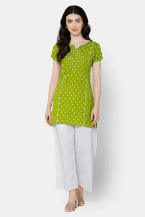 Mythri Women's Casual Tops with Minimalistic Mirror Embroidery With Lace At  The Neckline And Princess Line - Green - E013