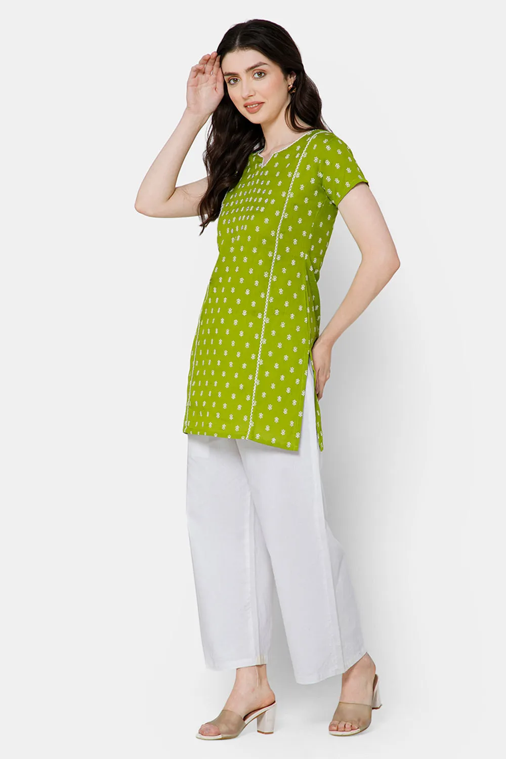 Mythri Women's Casual Tops with Minimalistic Mirror Embroidery With Lace At  The Neckline And Princess Line - Green - E013