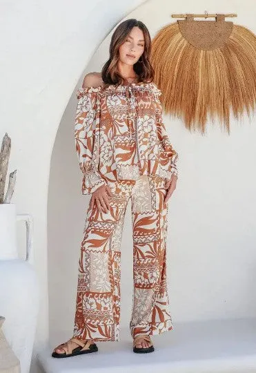 Naturalll off shoulder blouse
