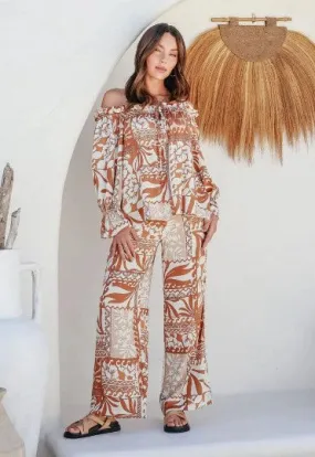 Naturalll off shoulder blouse