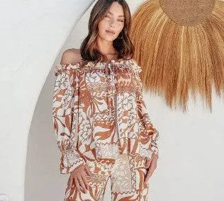 Naturalll off shoulder blouse