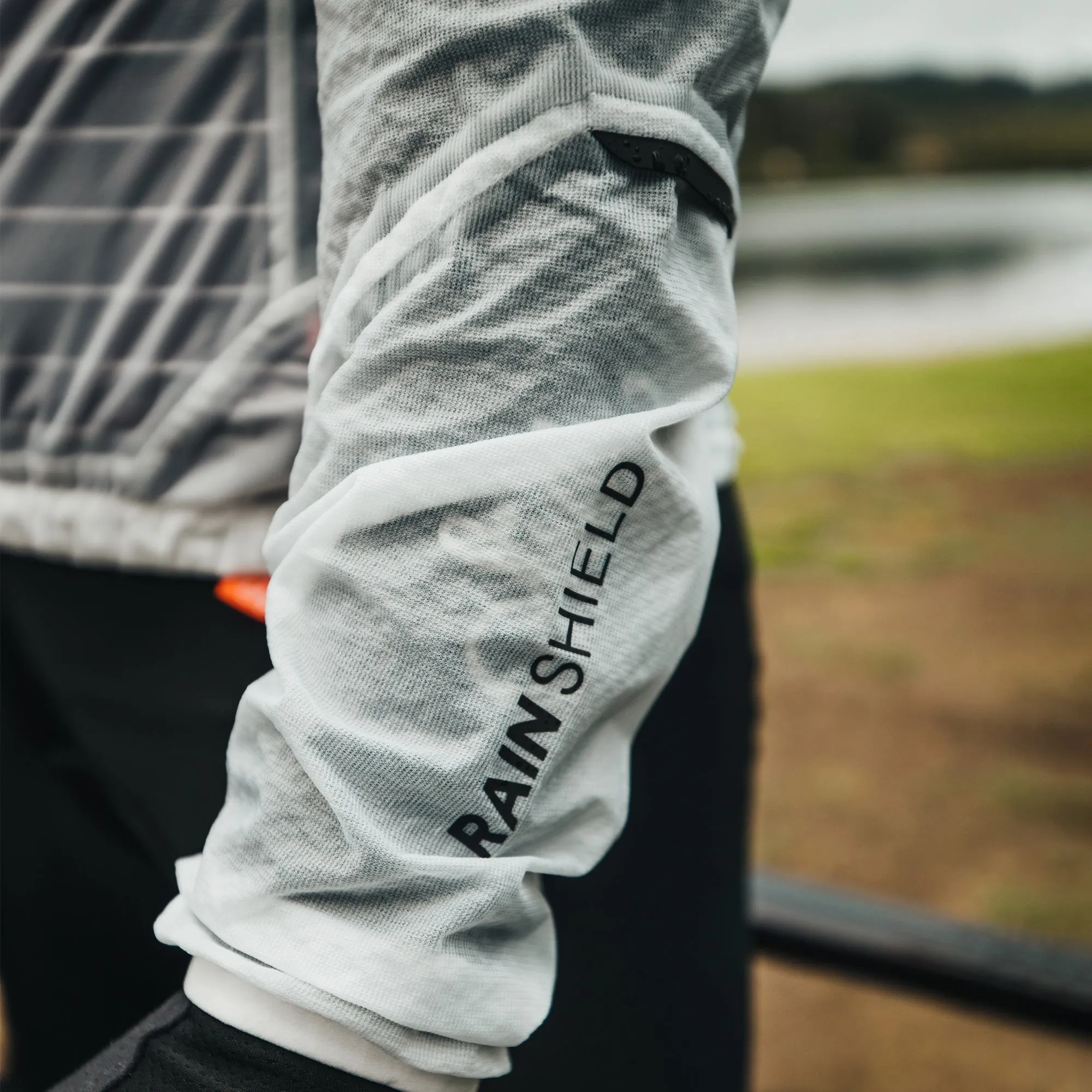 Nckrosleden Men's Translucent Ultra-Lightweight Cycling Wind/Rain Jacket