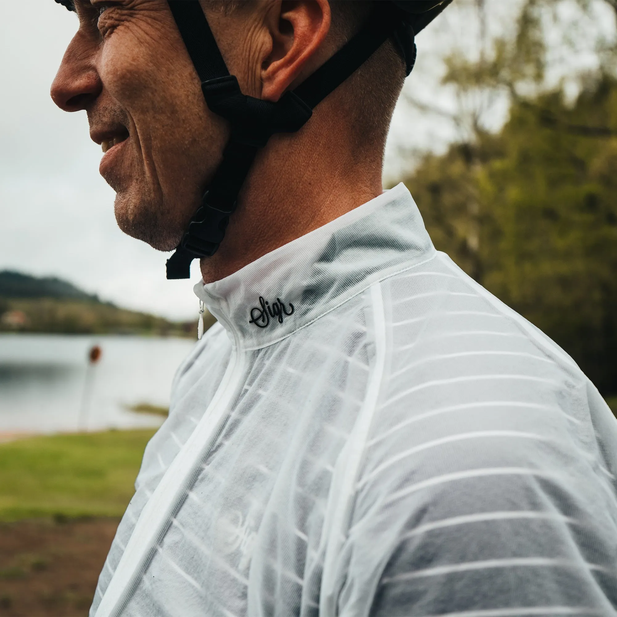 Nckrosleden Men's Translucent Ultra-Lightweight Cycling Wind/Rain Jacket