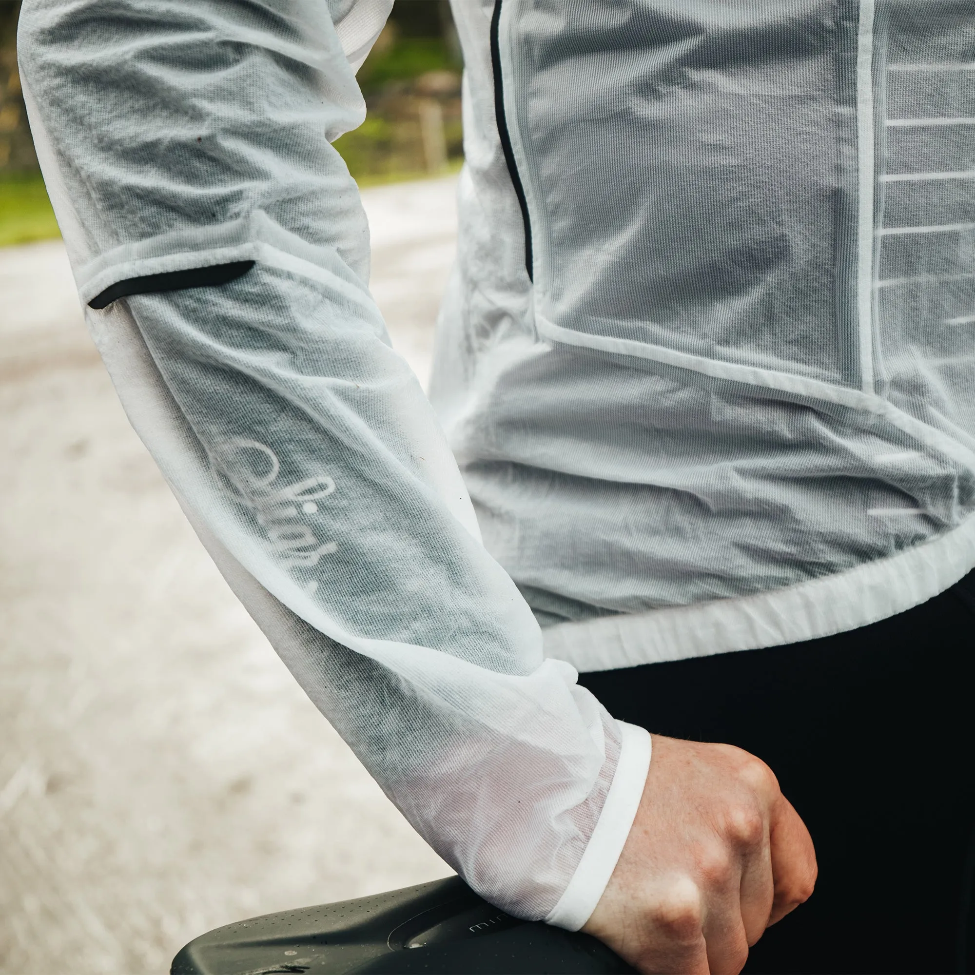Nckrosleden Men's Translucent Ultra-Lightweight Cycling Wind/Rain Jacket