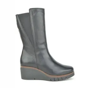 Paula Urban 10 1138 Texas Black