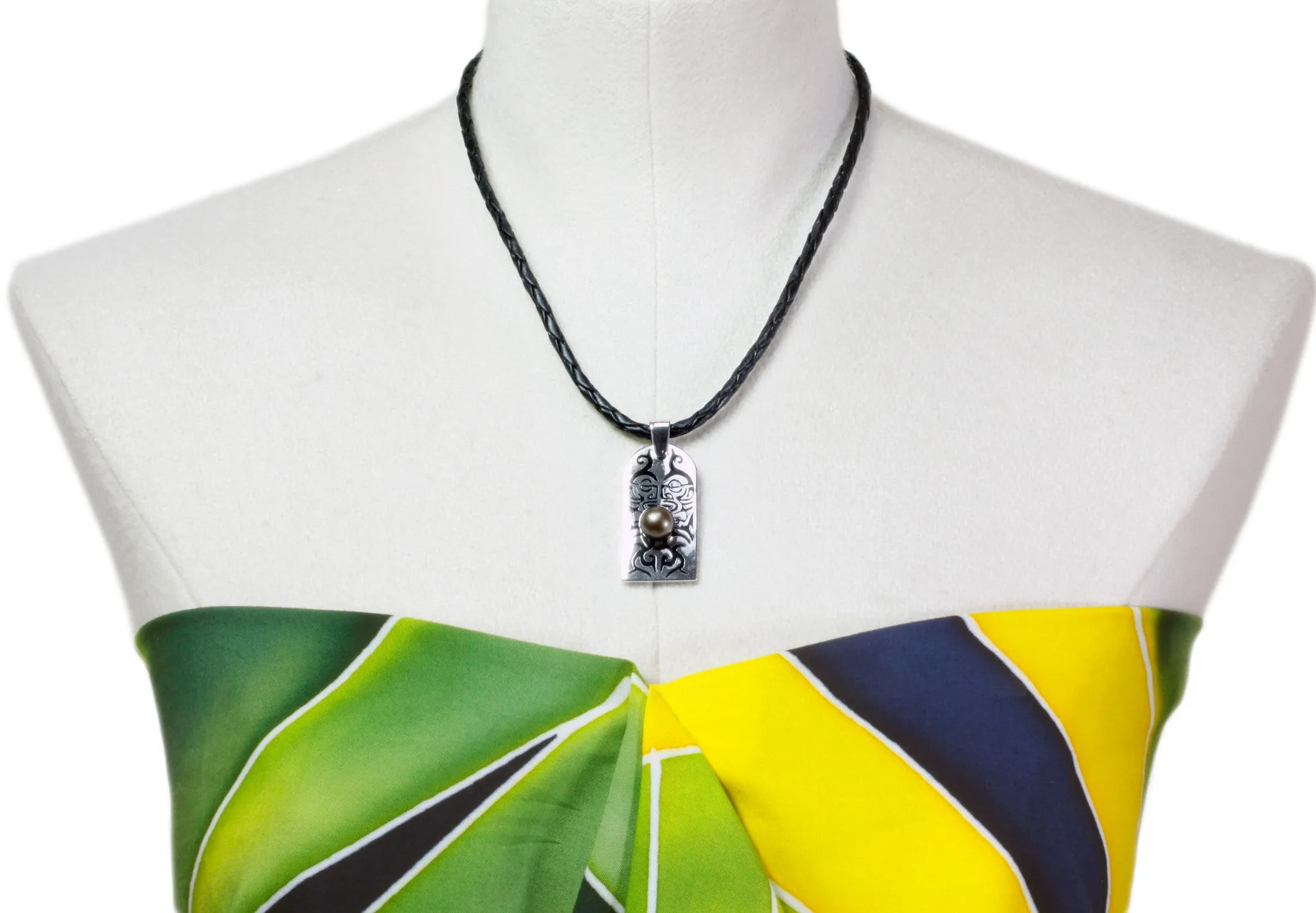 Tahitian pearl necklace - Tribal Identity - NDOMPE01275